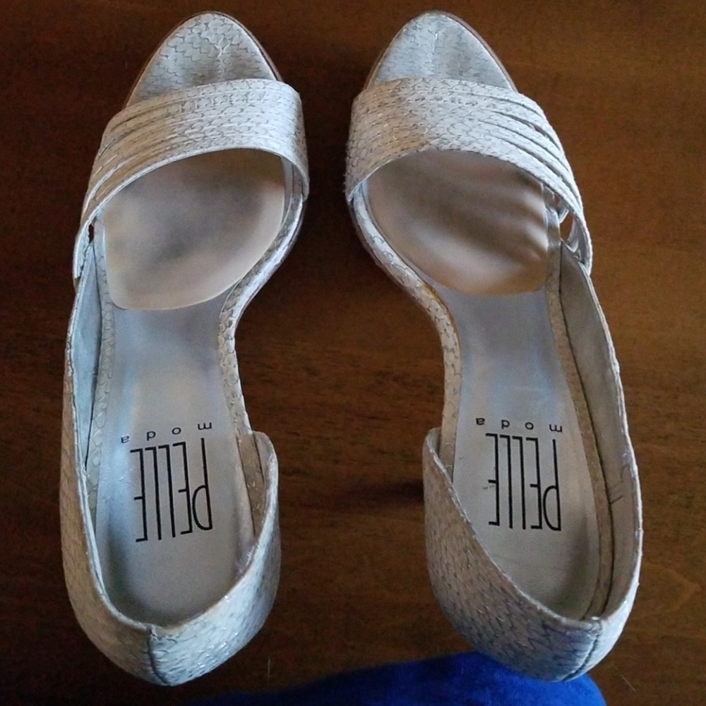 Pella Moda - Picture 2 of 5